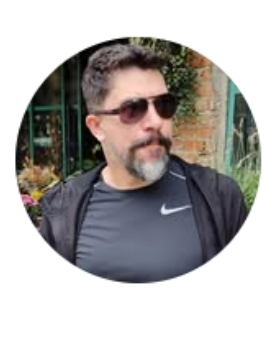 Roberto Santiago